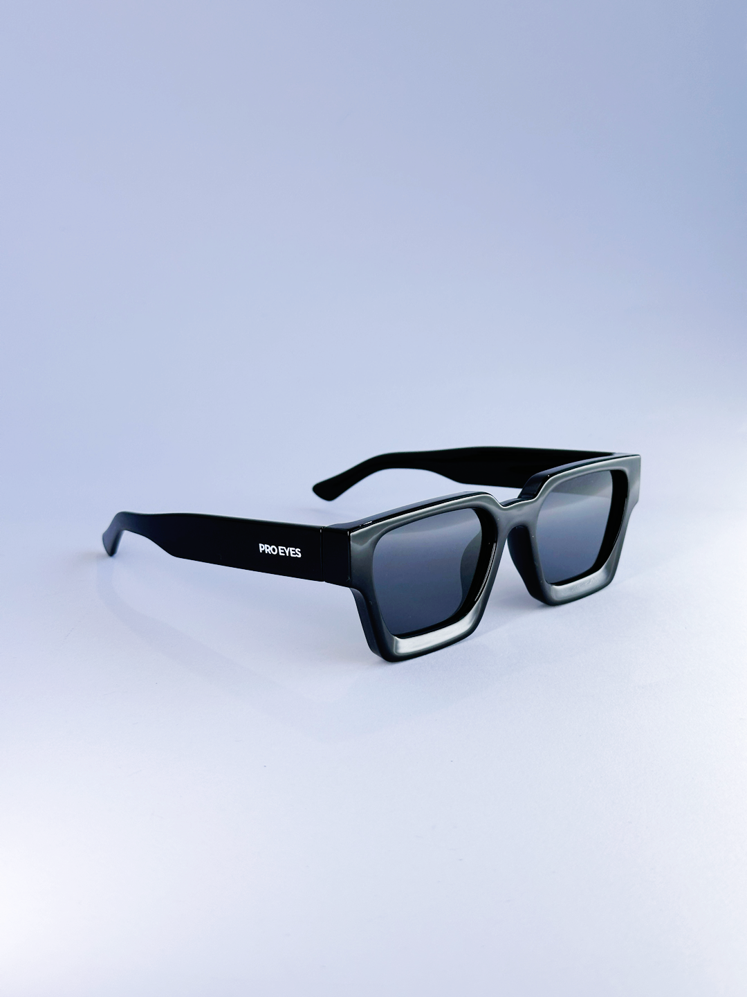 NEW RETRO BLACK